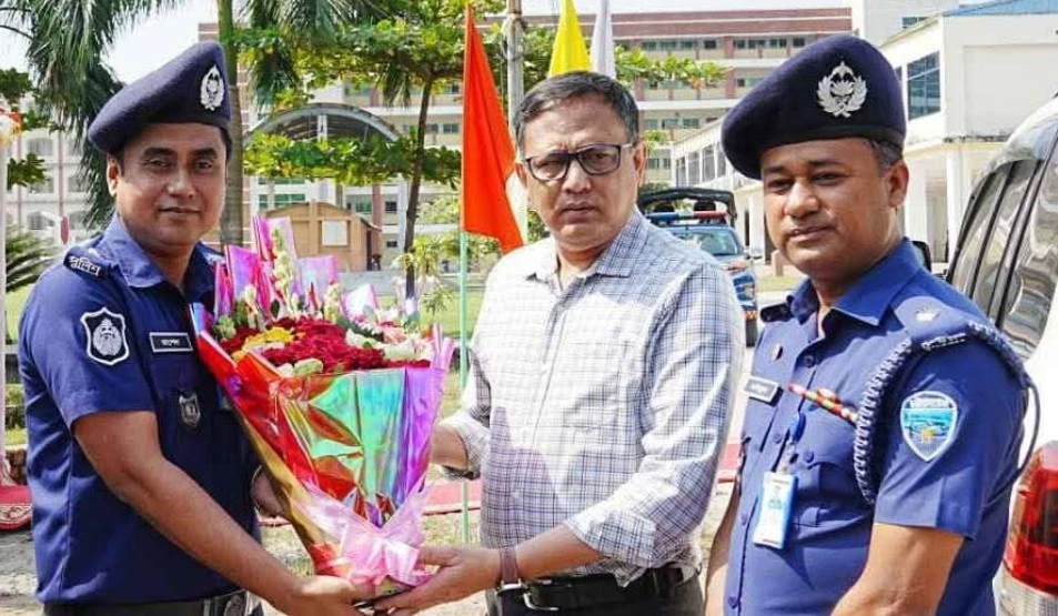 কুমিল্লায় নির্বাচনী দায়িত্বে দক্ষতা ও পেশাদারিত্ব বৃদ্ধিতে  পুলিশের প্রশিক্ষণ কর্মশালা অনুষ্ঠিত